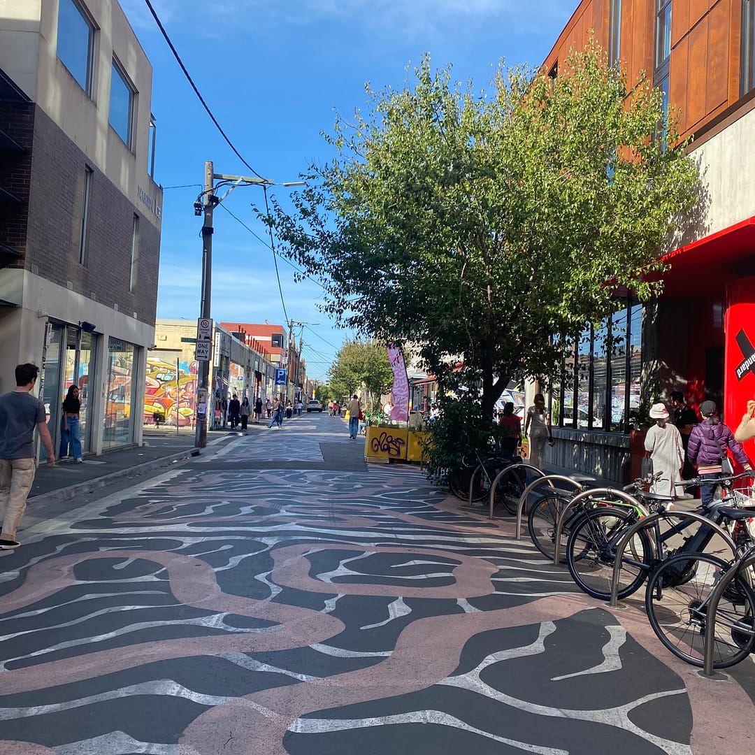 rose street shared pedestrian access